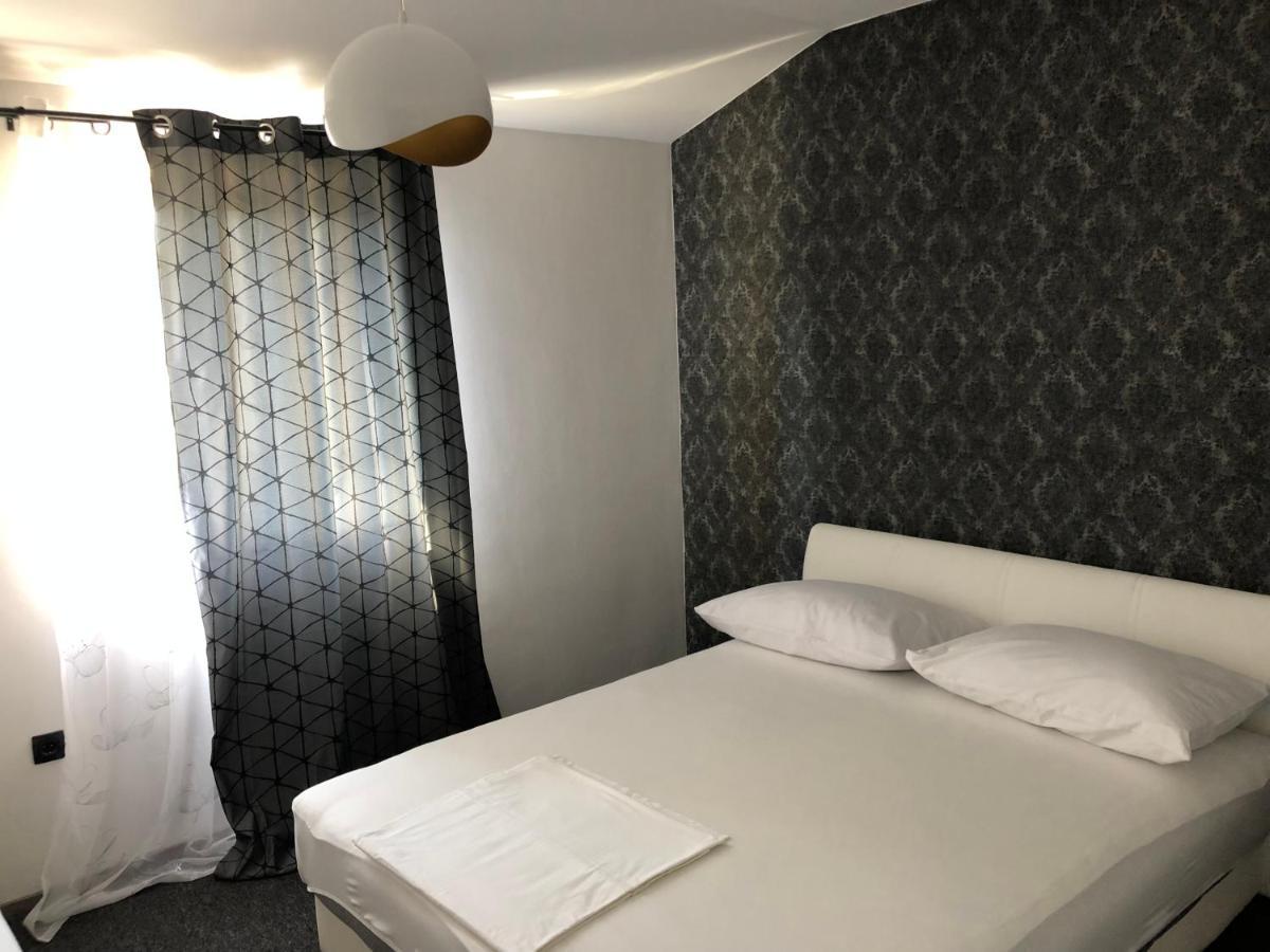 Apartmani Bm Biograd Na Moru Dış mekan fotoğraf